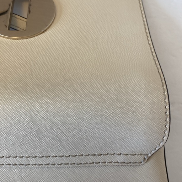 Kate Spade cream colored Crossbody bag. - Picture 8 of 13